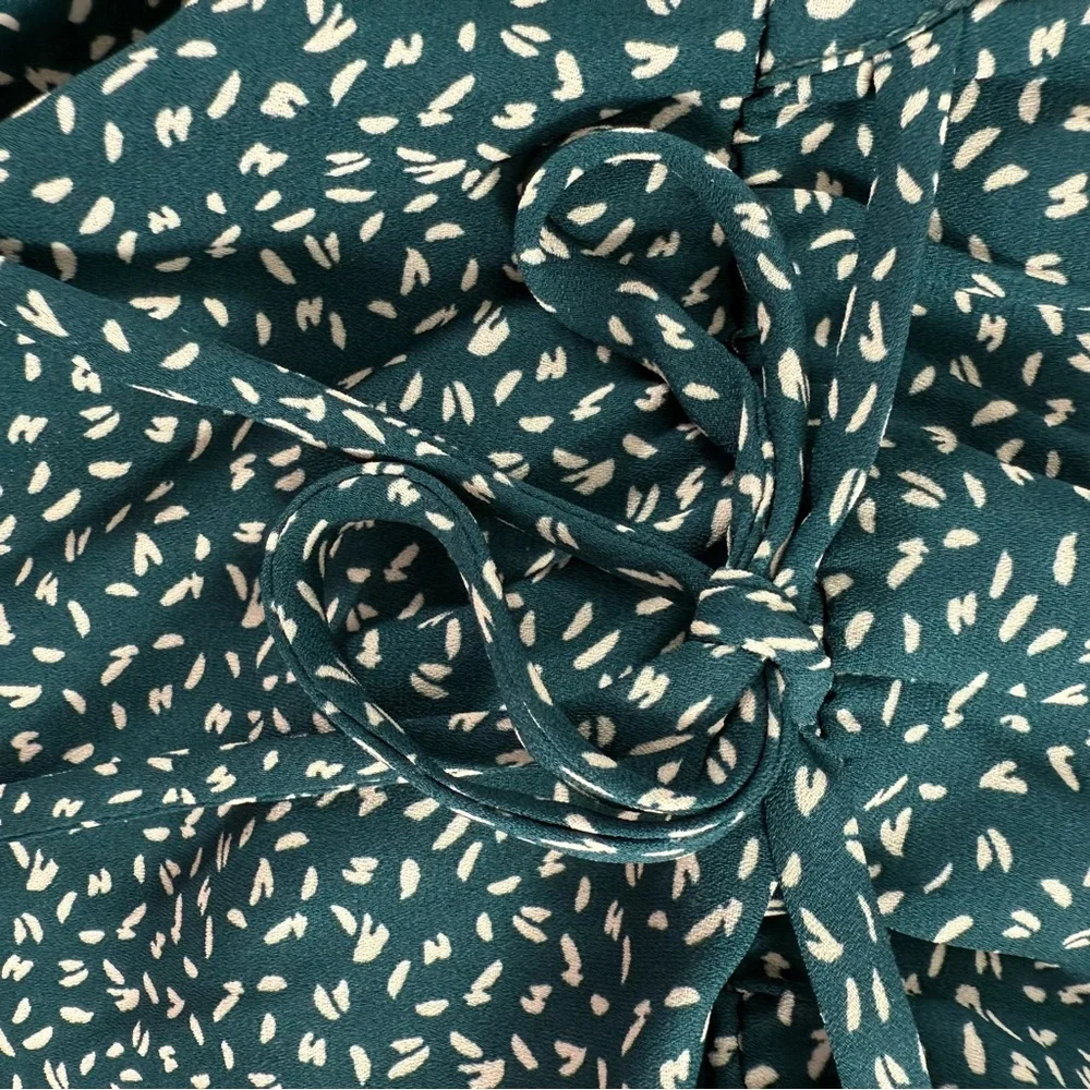 Nine Britton Cavanna Teal Green Faux Wrap Animal Print Dressy Peplum Blouse - Picture 7 of 16